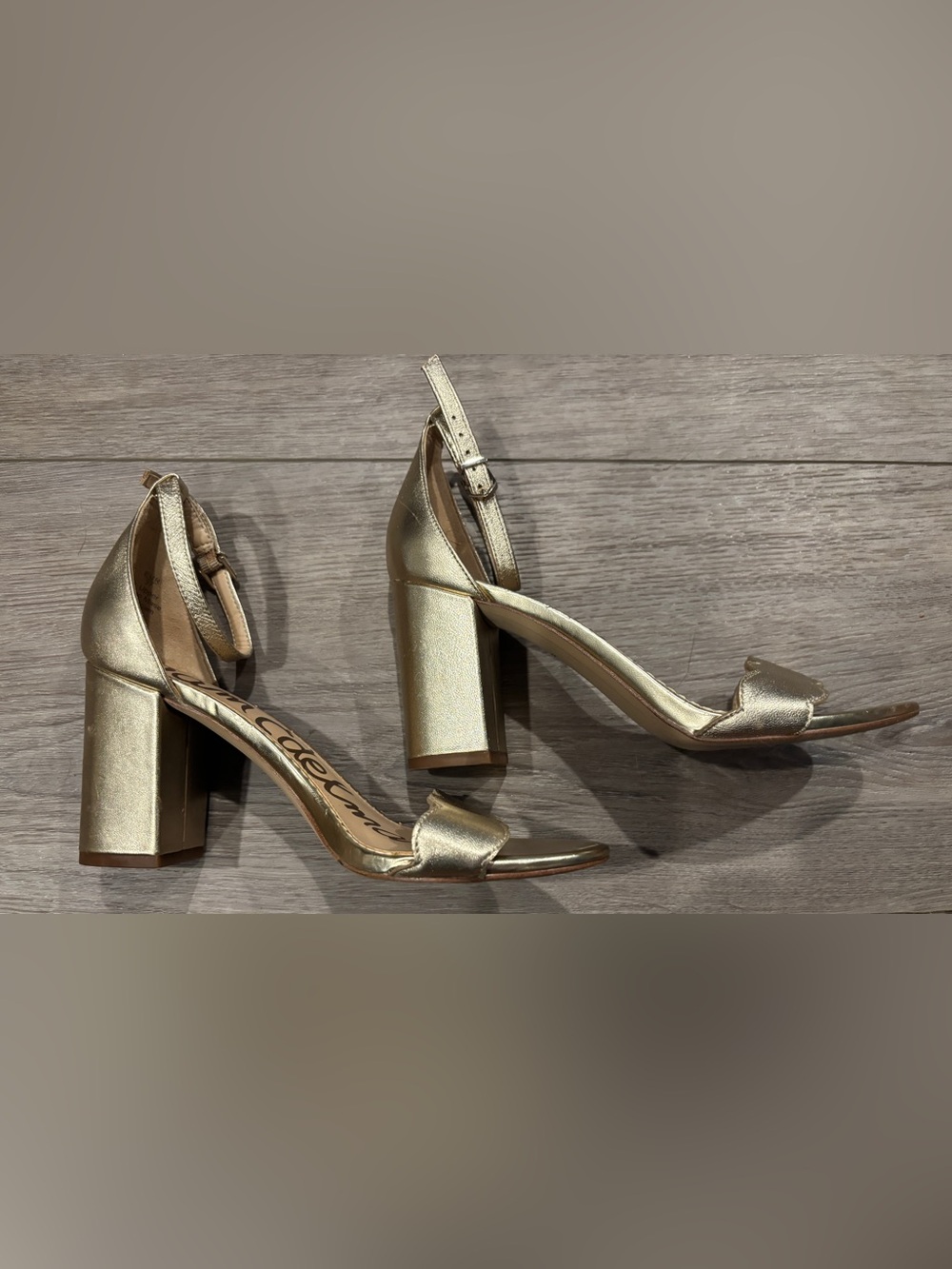 Sam Edelman Women’s Gold Synthetic Strappy Open Toe  Heel 7M